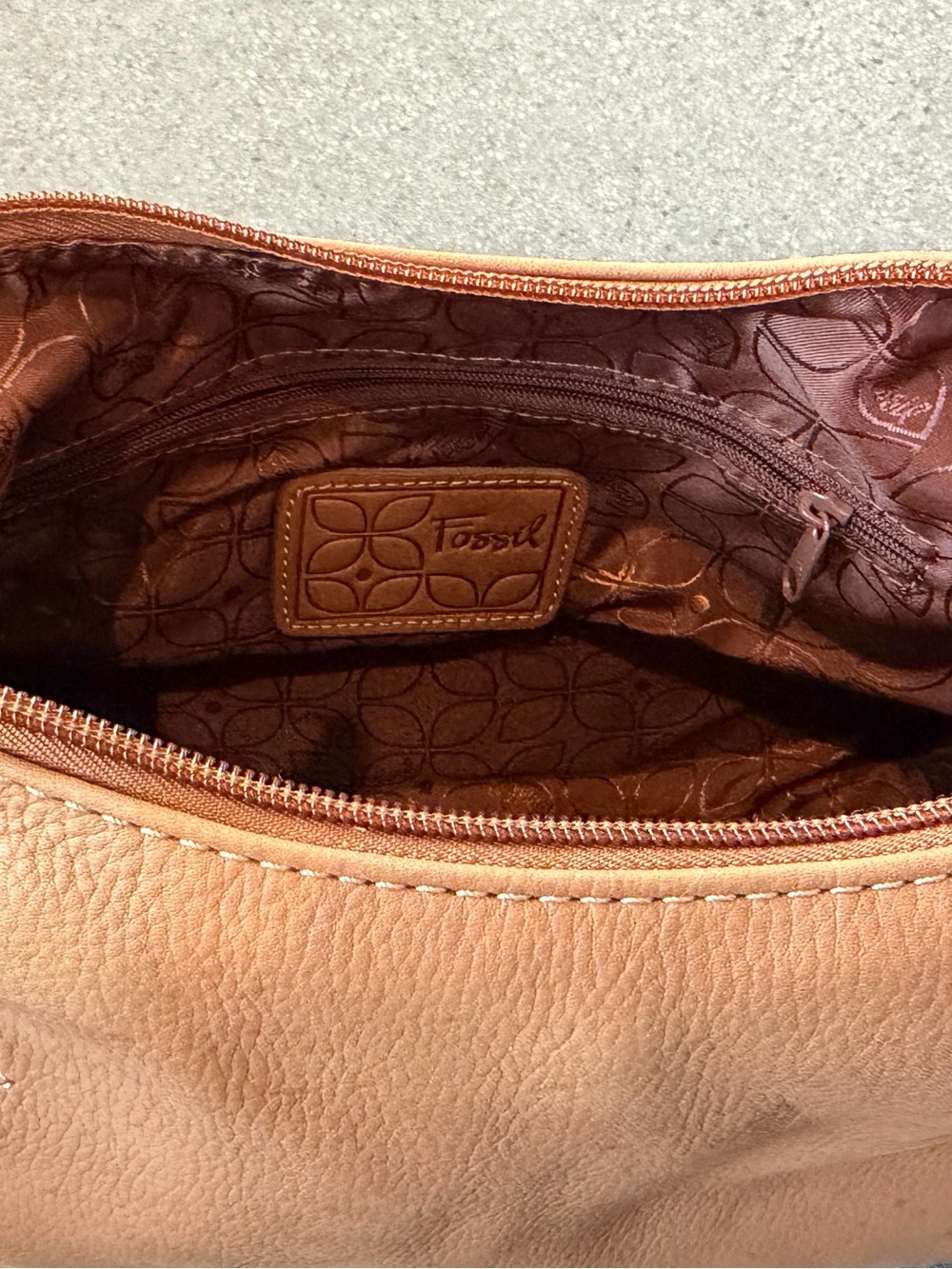 Fossil Tan Leather Shoulder Bag - Picture 4 of 11